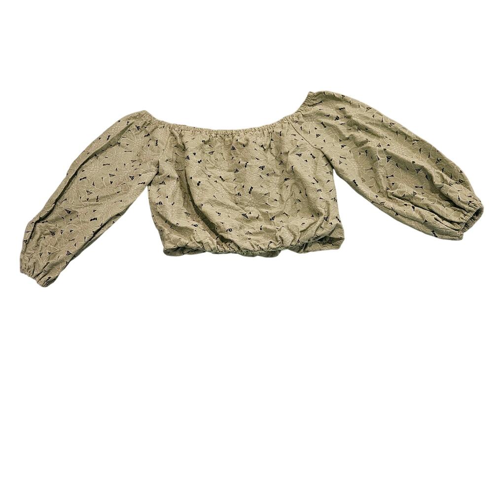A. Calin by Flying Tomato Women’s Large Sage Green Off Shoulder Lace Crop Top